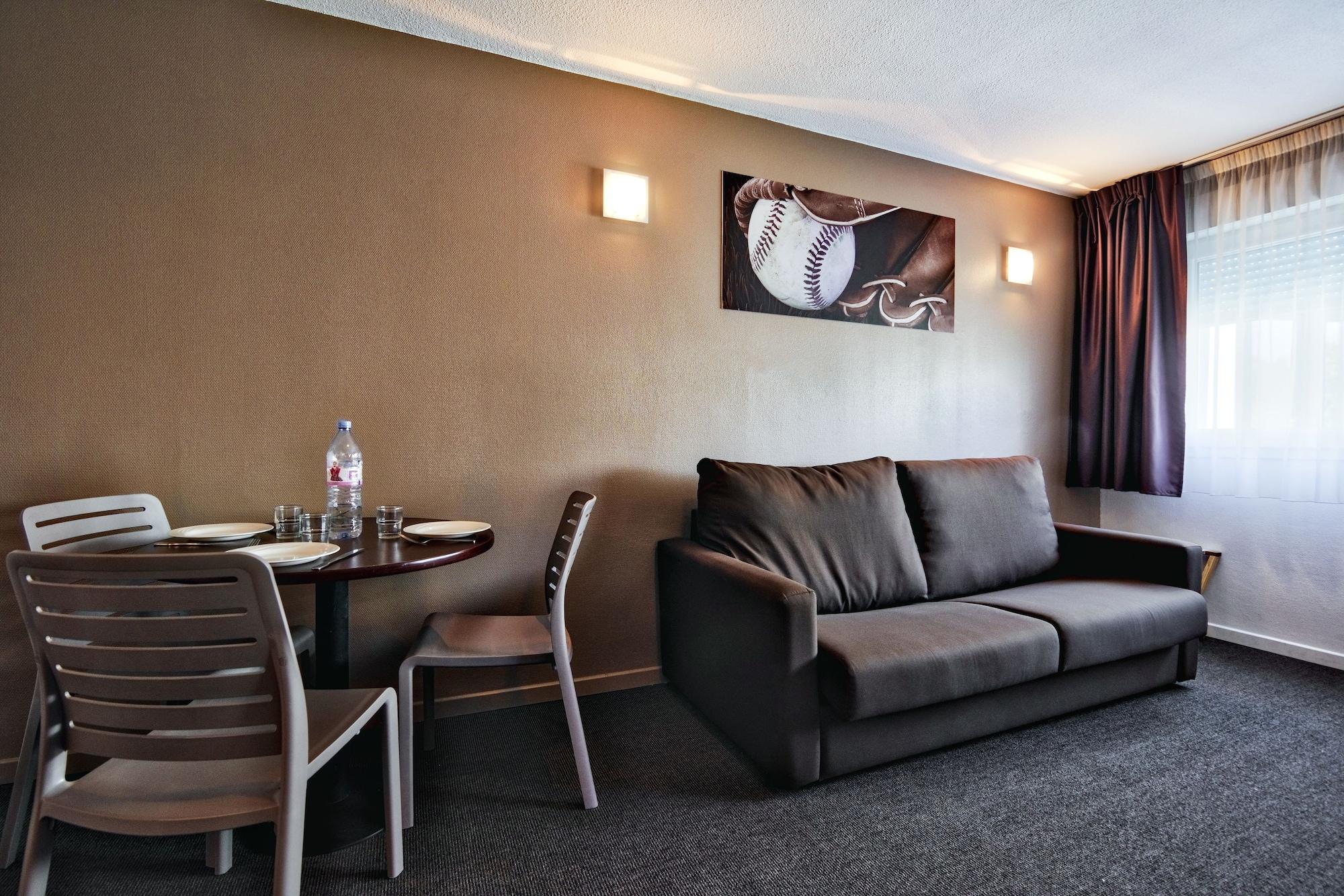 Comfort Aparthotel Les Hauts D'Аннесі Екстер'єр фото