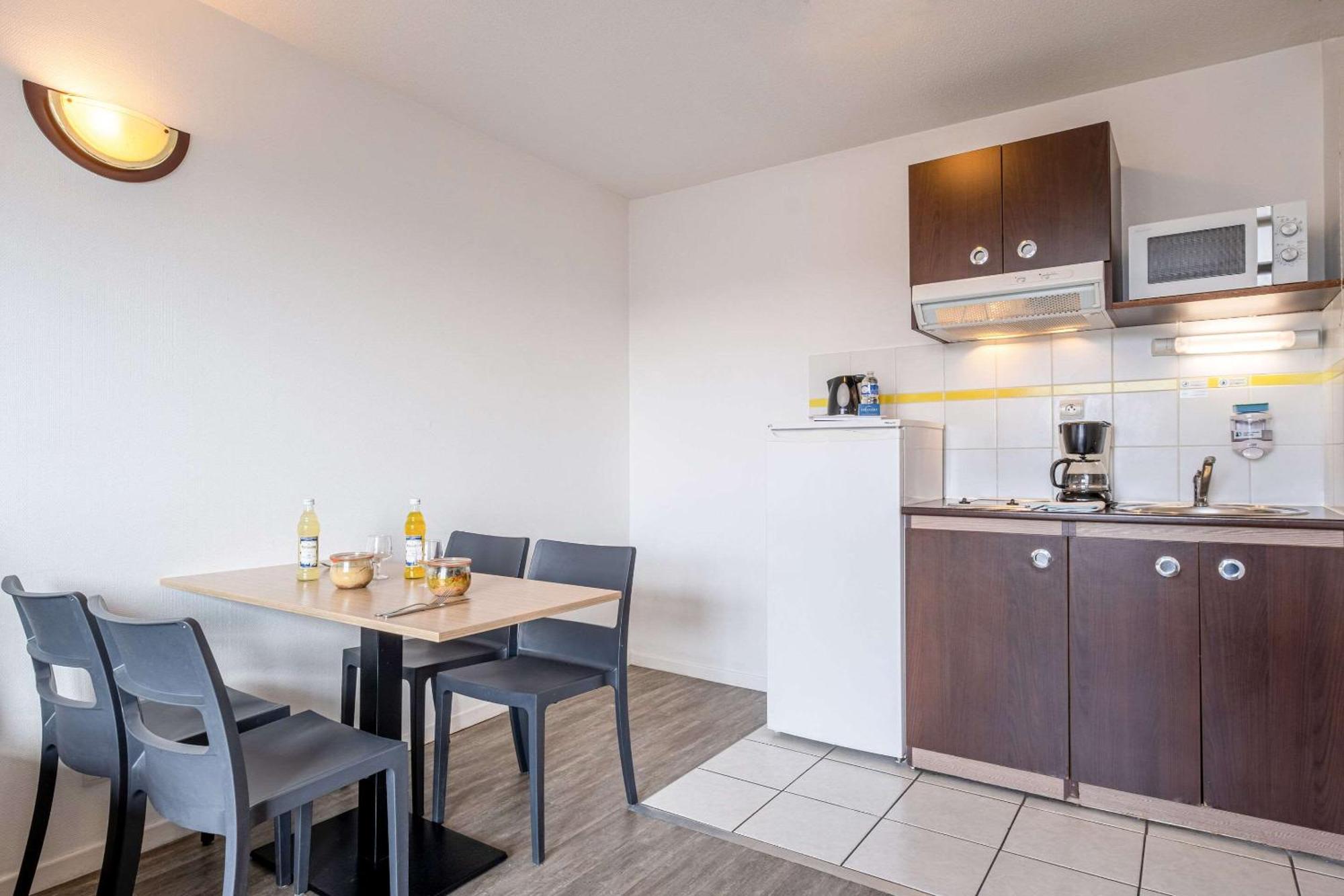 Comfort Aparthotel Les Hauts D'Аннесі Екстер'єр фото