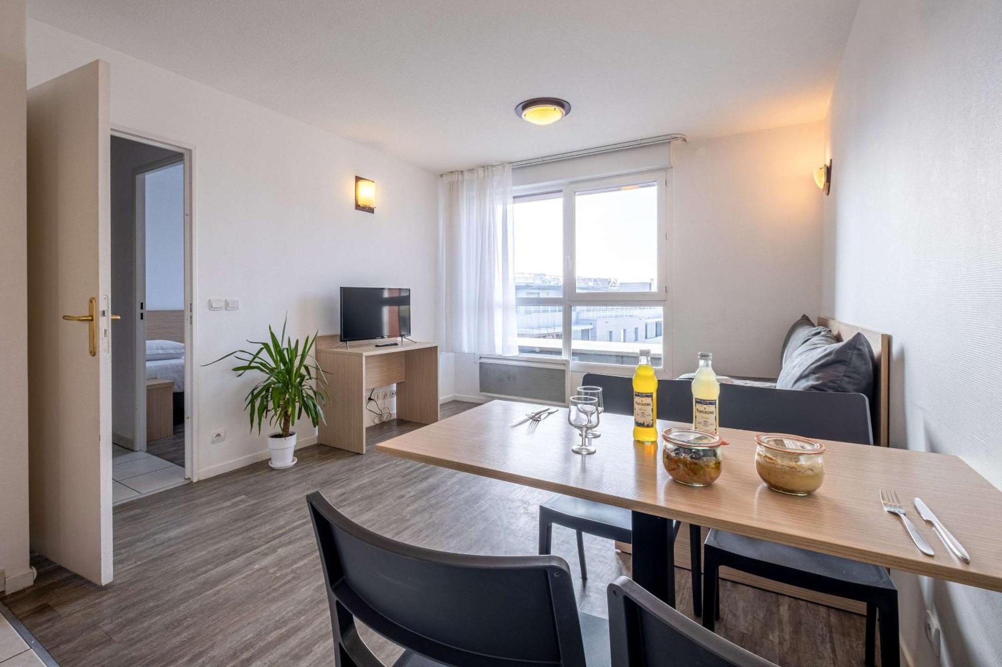 Comfort Aparthotel Les Hauts D'Аннесі Екстер'єр фото